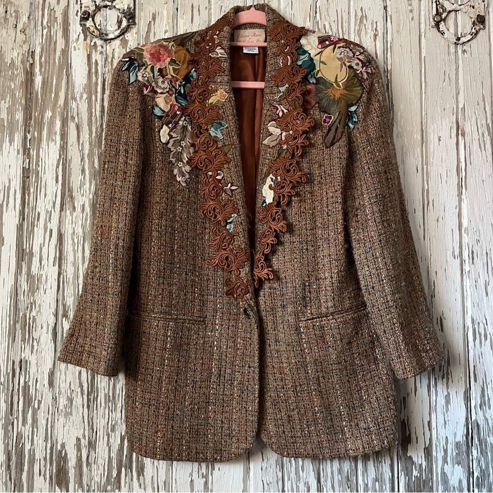 Vintage Tweed Floral Appliqué Blazer